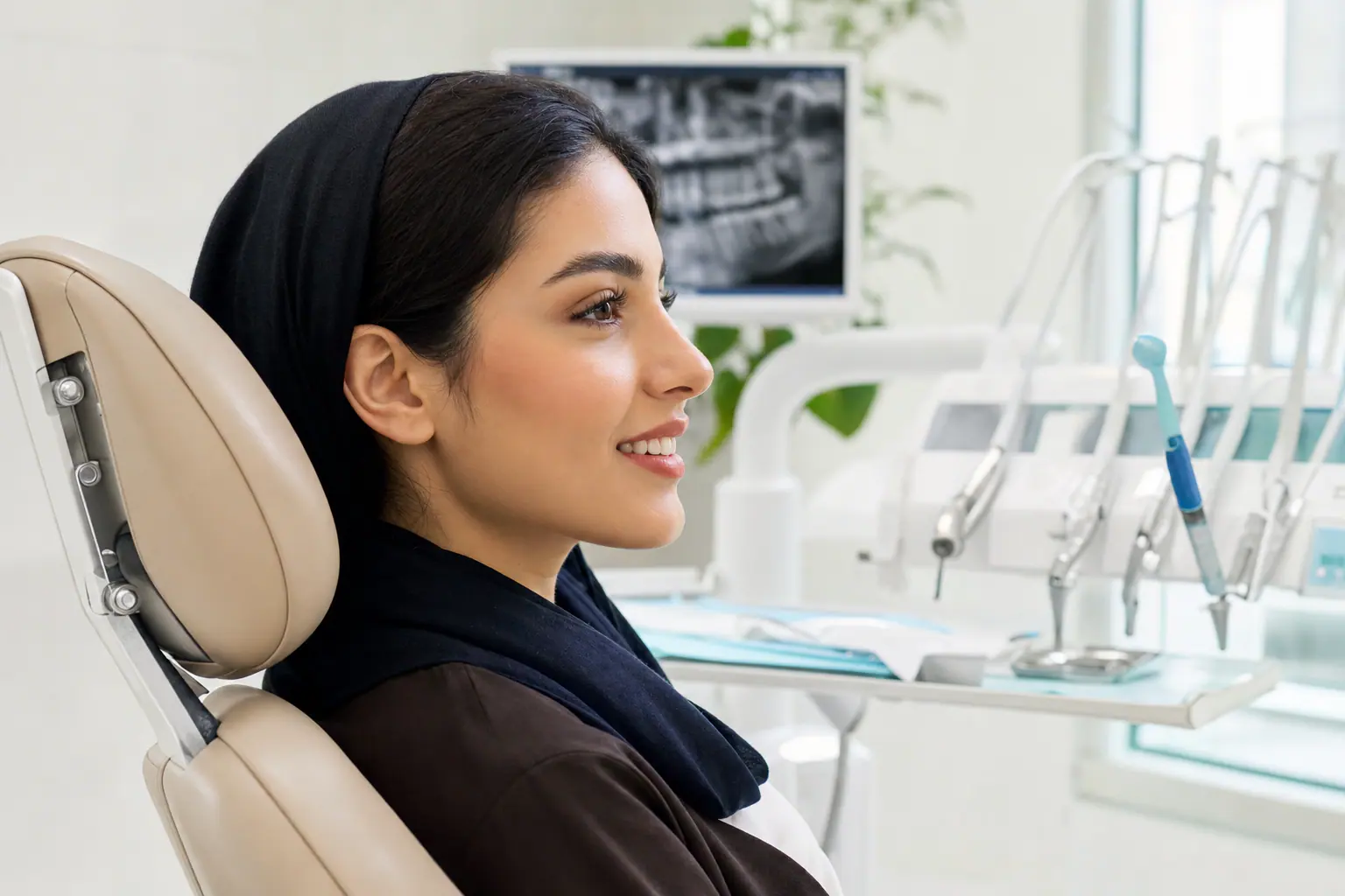 بروز الأسنان الأمامية Overbite — الأسباب والعلاج في أبوظبي